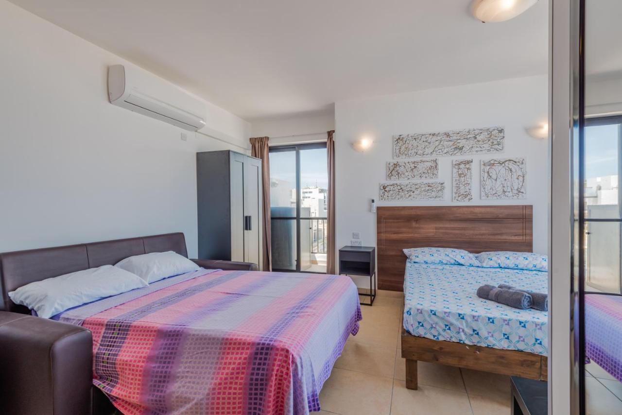 Penthouse With Seaview Terrace Appartement St. Paul's Bay Buitenkant foto