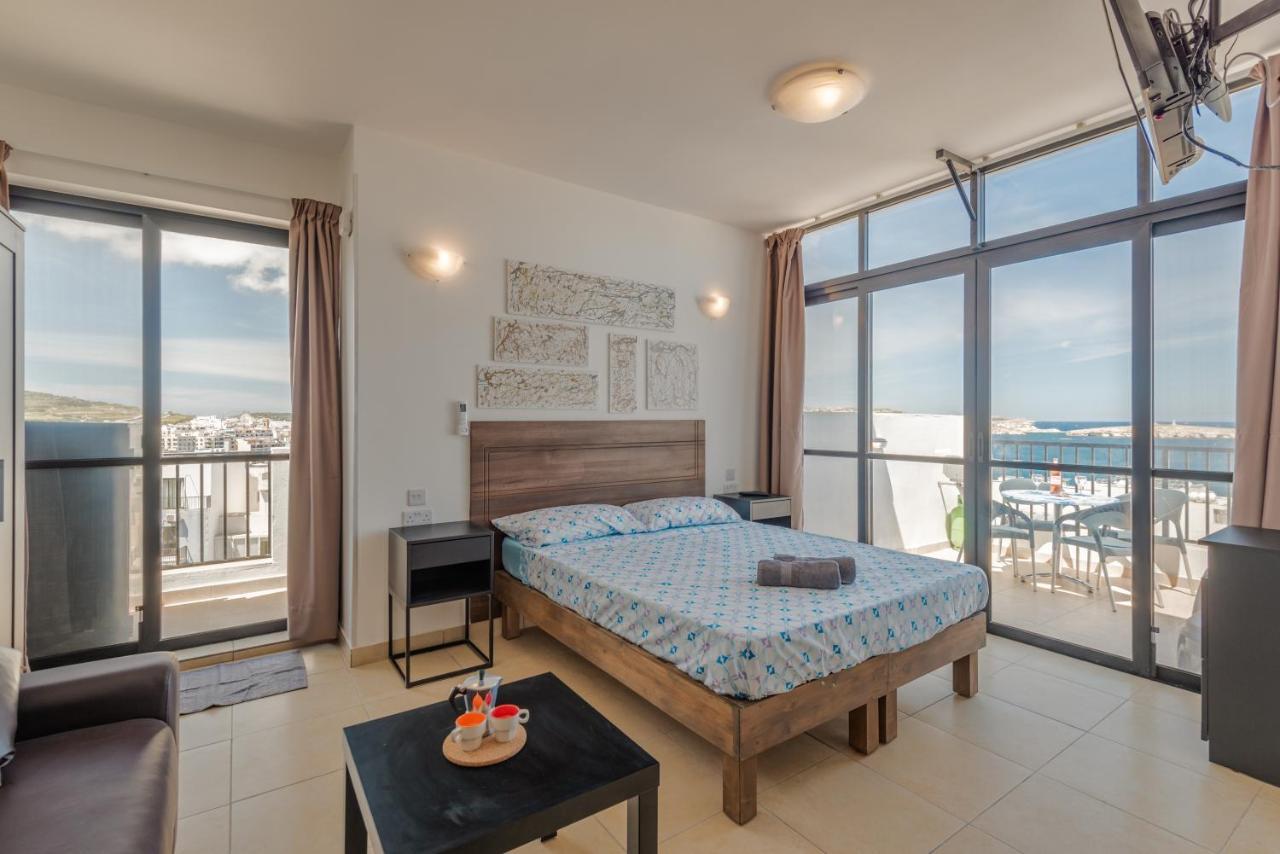 Penthouse With Seaview Terrace Appartement St. Paul's Bay Buitenkant foto
